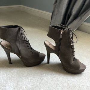 Nude/Brown Suede Heels